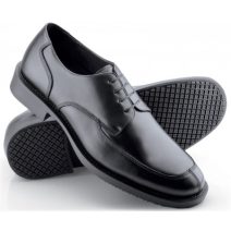 Felszolgáló cipők