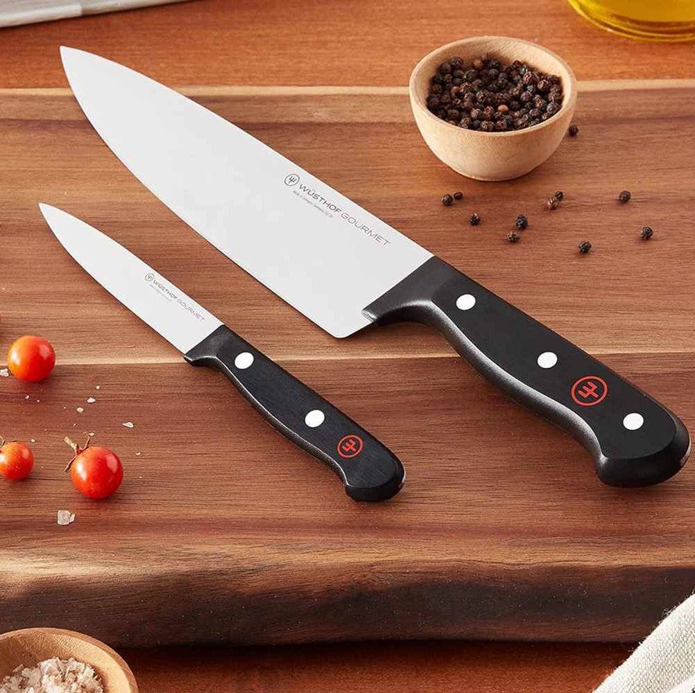 A jó minőségű kések fontossága és karbantartása a konyhában
